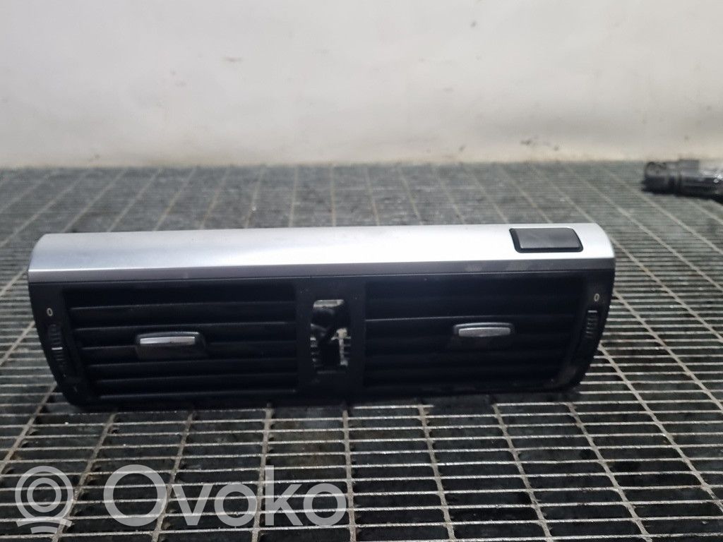 BMW X6 E71 Rejilla de ventilación central del panel