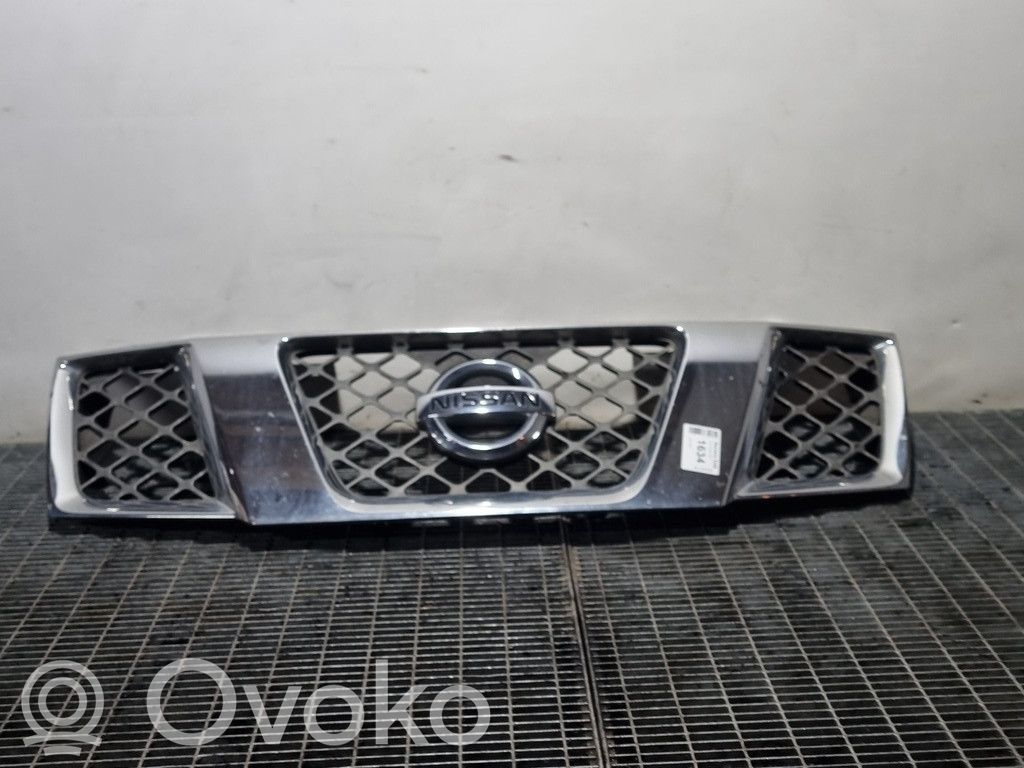 Nissan Navara D40 Etusäleikkö 
