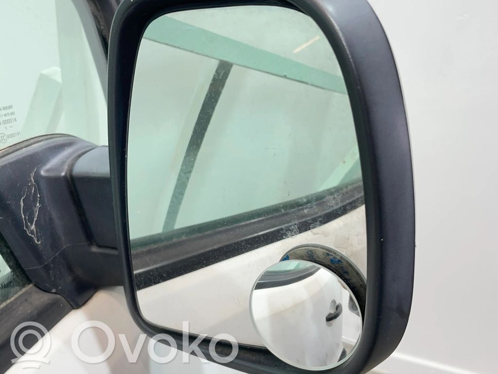 Peugeot Partner Espejo lateral eléctrico de la puerta delantera 
