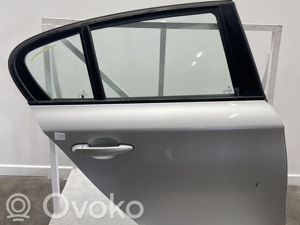 BMW 1 E81 E87 Aizmugurējās durvis 