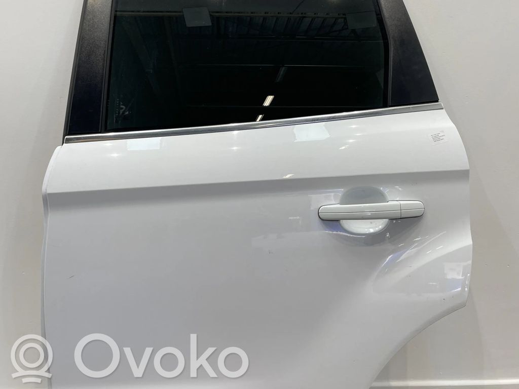 Puerta trasera   P8V41S24631AA,P8V41S24631AA,P8V41S24631AA,P8V41S24631AA