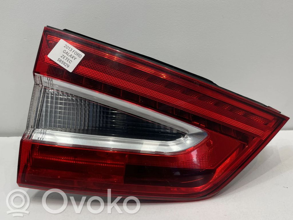 Ford Galaxy Takaluukun takavalot 