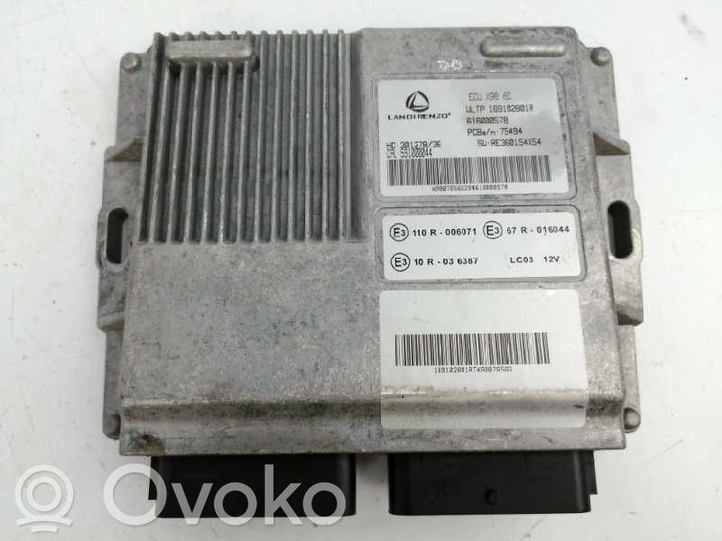 Renault Clio IV Engine control unit/module 