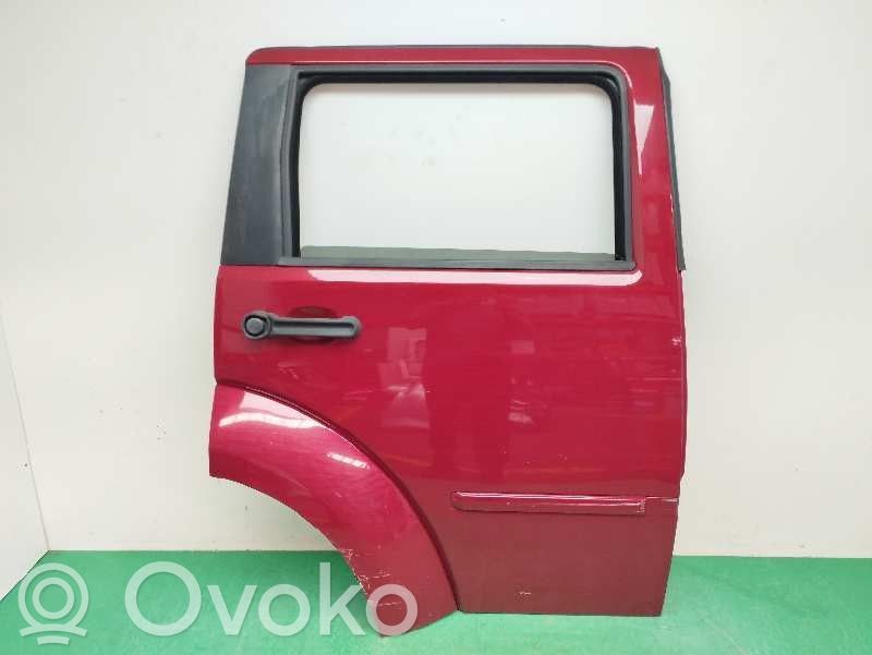 Dodge Nitro Galinės durys 