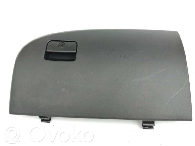 Handschuhfach   8006A022