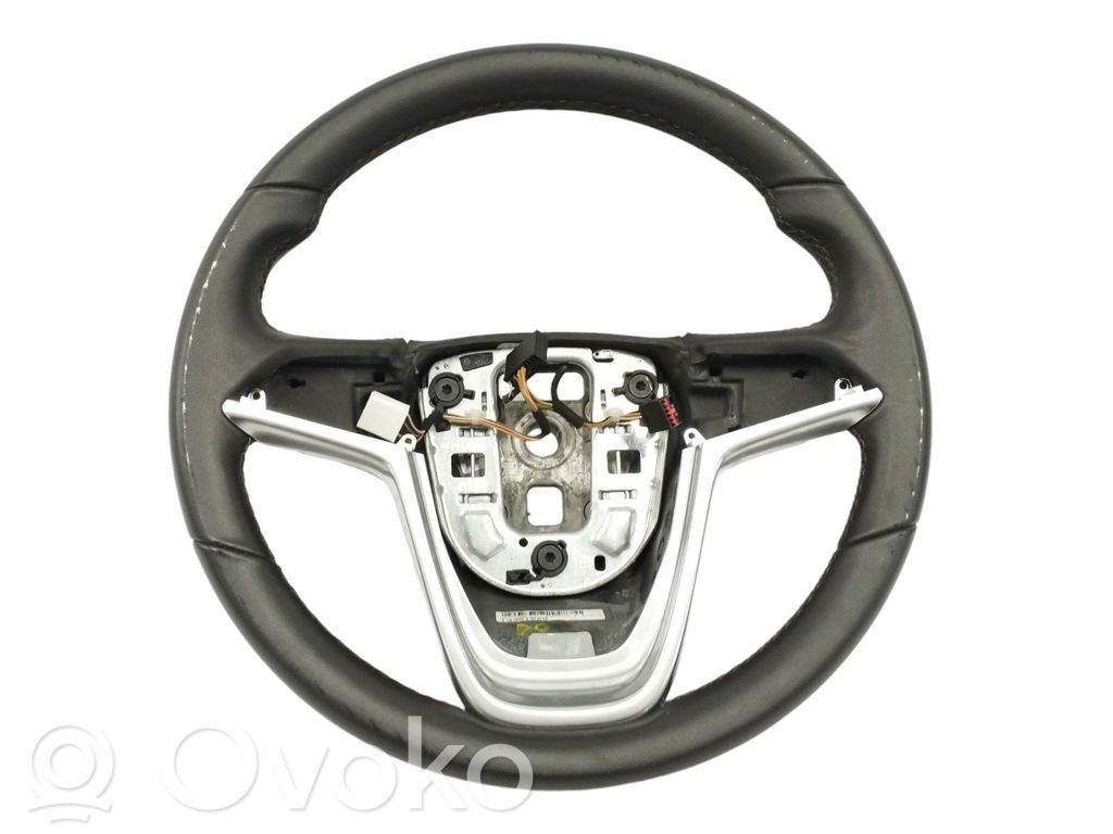 Ohjauspyörä   13351029
