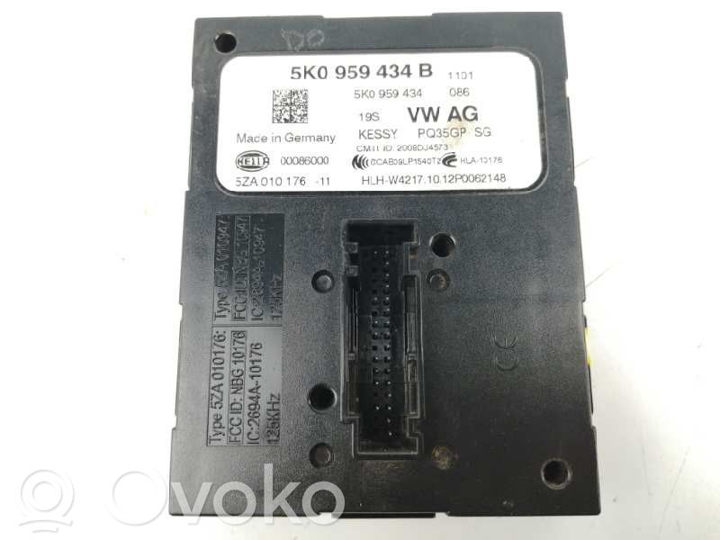 Sonstige Steuergeräte / Module   5K0959434B,5ZA01017611