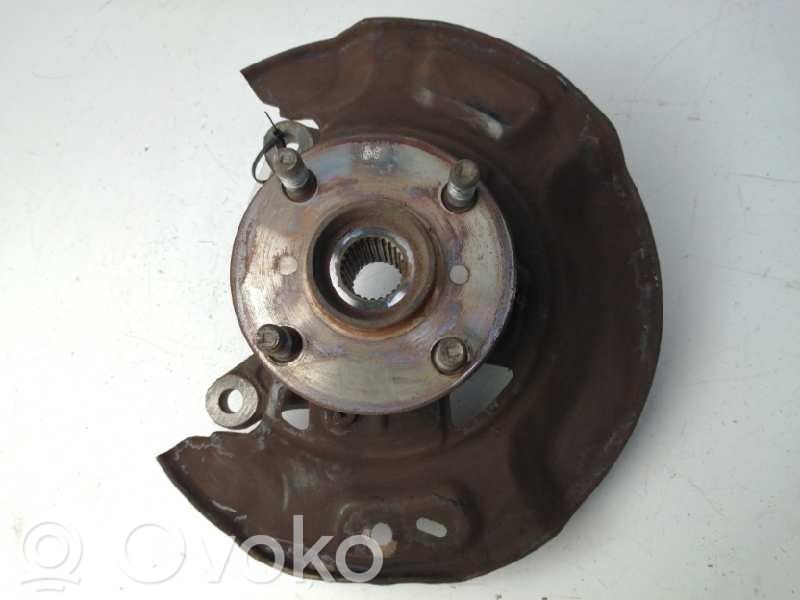 Toyota Yaris Achsschenkel vorne 