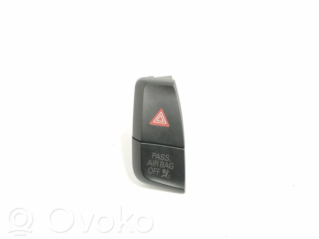 Botón interruptor de luz de peligro   8K1941509F