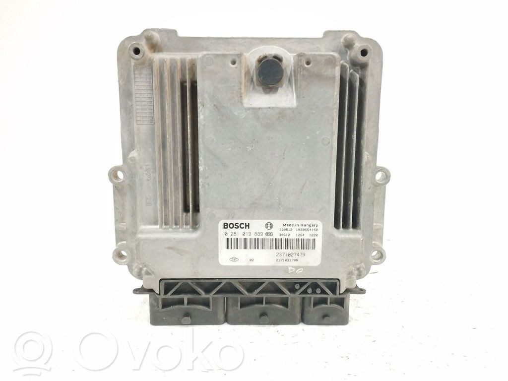 Unidad de control/módulo del motor   237102747R,0281019889