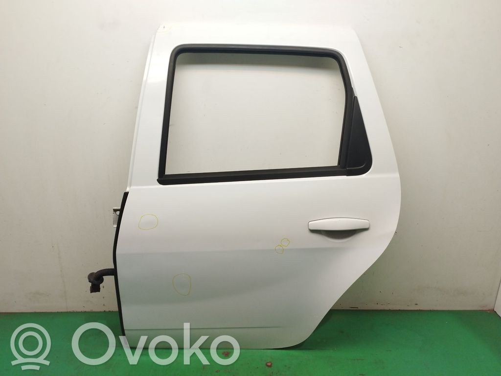 Puerta trasera   821014570R