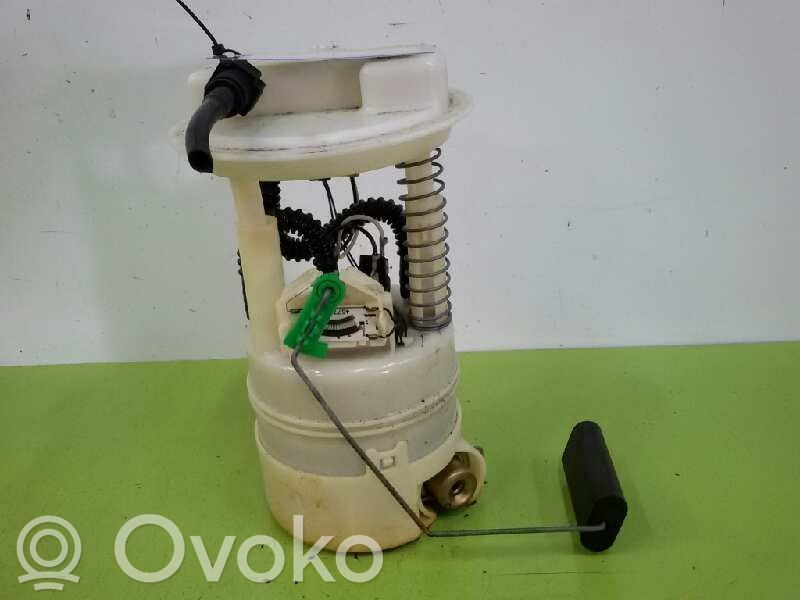 Bomba interna de combustible   8200263038,0974685990001
