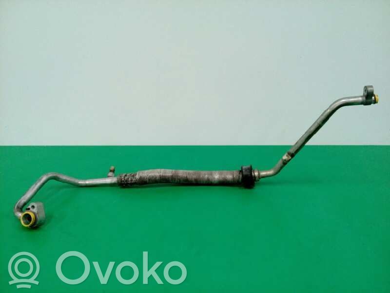 Ilmastointilaitteen putki (A/C)   691787802