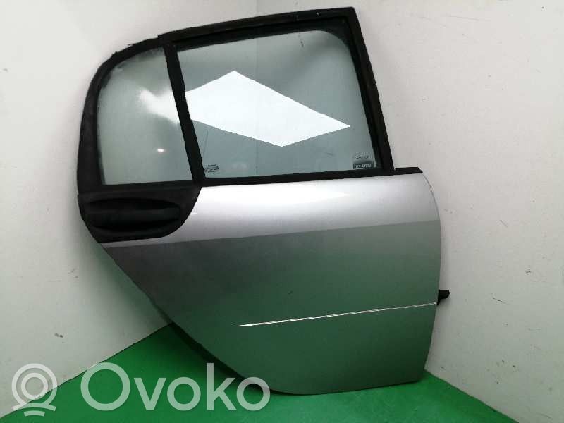 Puerta trasera   A4547320009