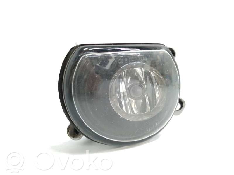 Miglas lukturis priekšā   4E0941699A,24746300