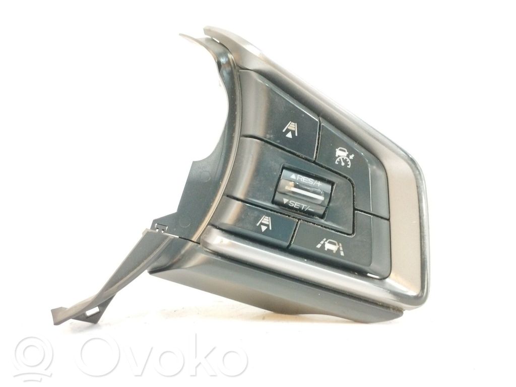 Subaru XV Boutons / interrupteurs volant 