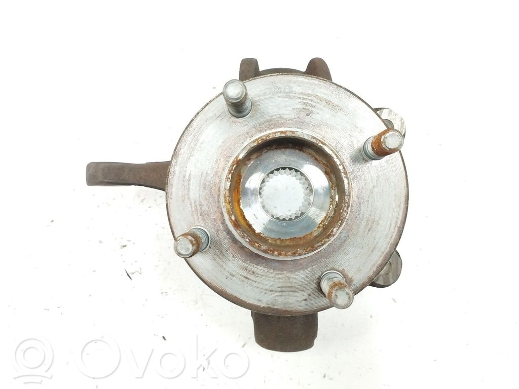 Front wheel hub spindle knuckle