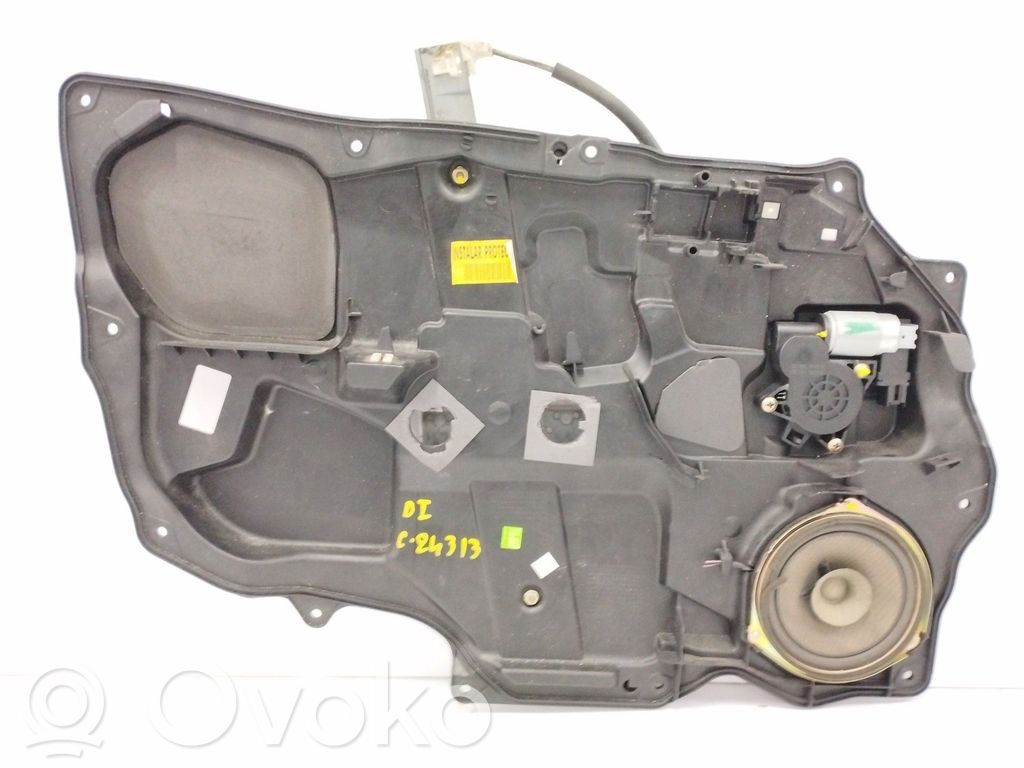 Regulador manual de la ventanilla delantera   3M71A045H17A