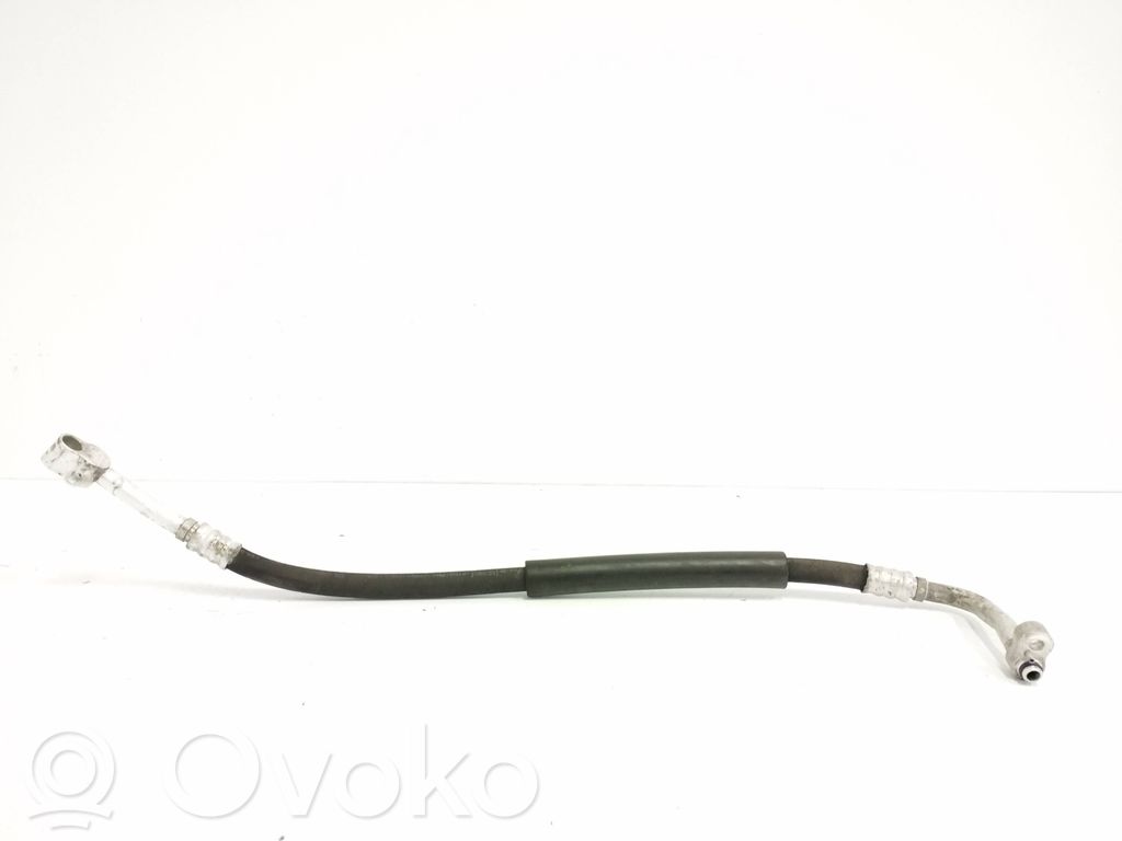 Volkswagen New Beetle Ilmastointilaitteen putki (A/C)