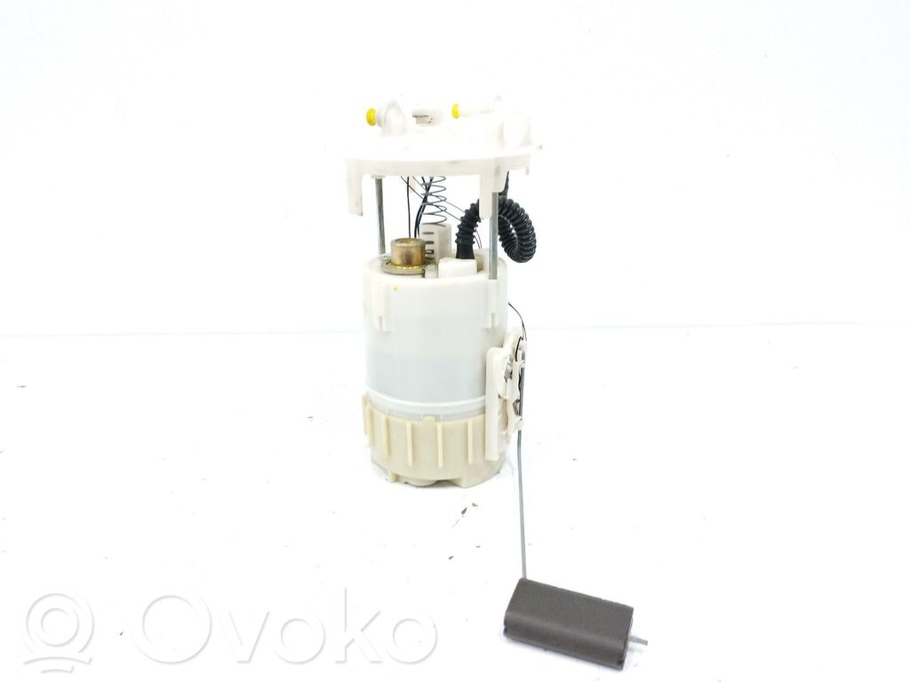 Bomba interna de combustible   8200029163