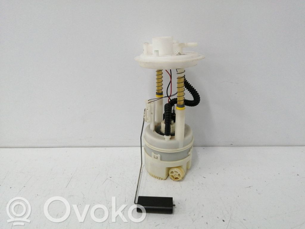 Bomba interna de combustible   705656510