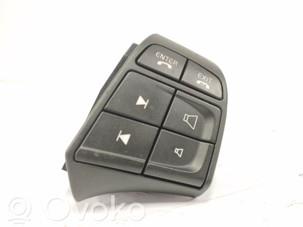 Volvo V50 Pulsanti/interruttori sul volante 