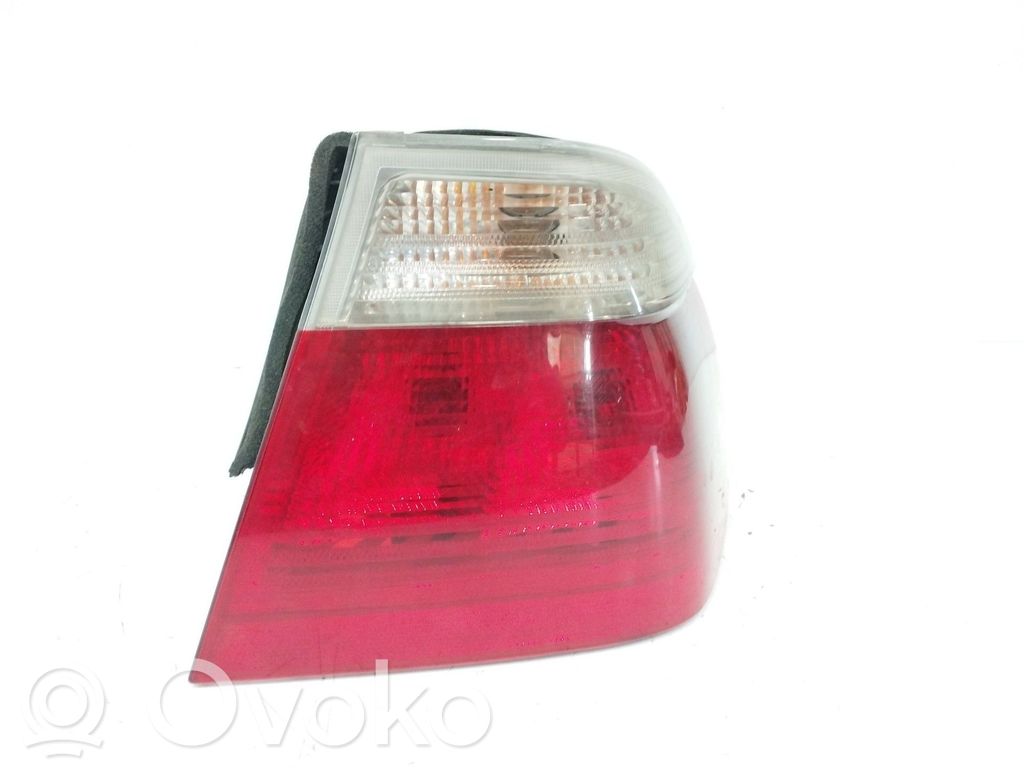 Rear/tail lights   8383822
