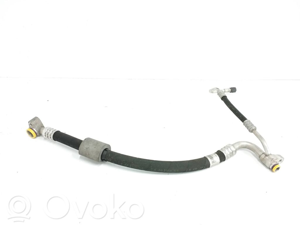 Ilmastointilaitteen putki (A/C)   64536928587