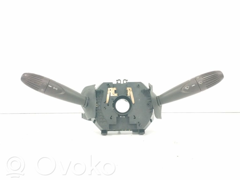 Multifunctional control switch/knob