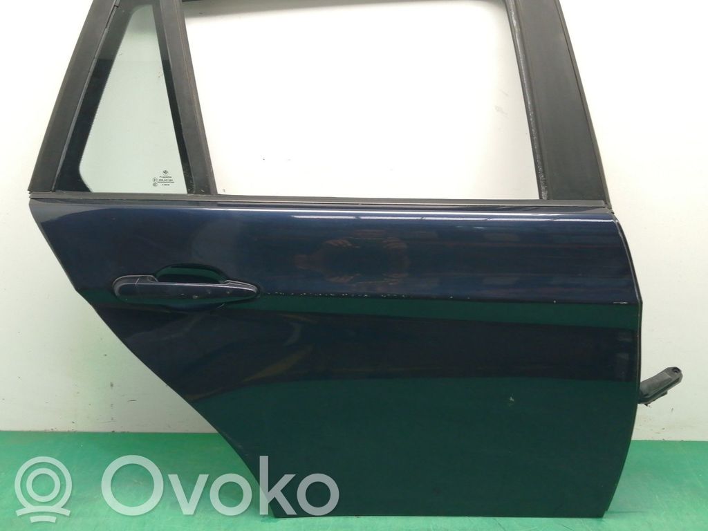Aizmugurējās durvis   41007203676