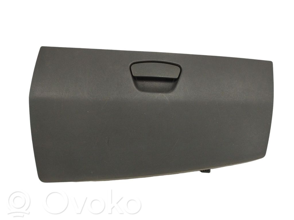 Glove box   338875
