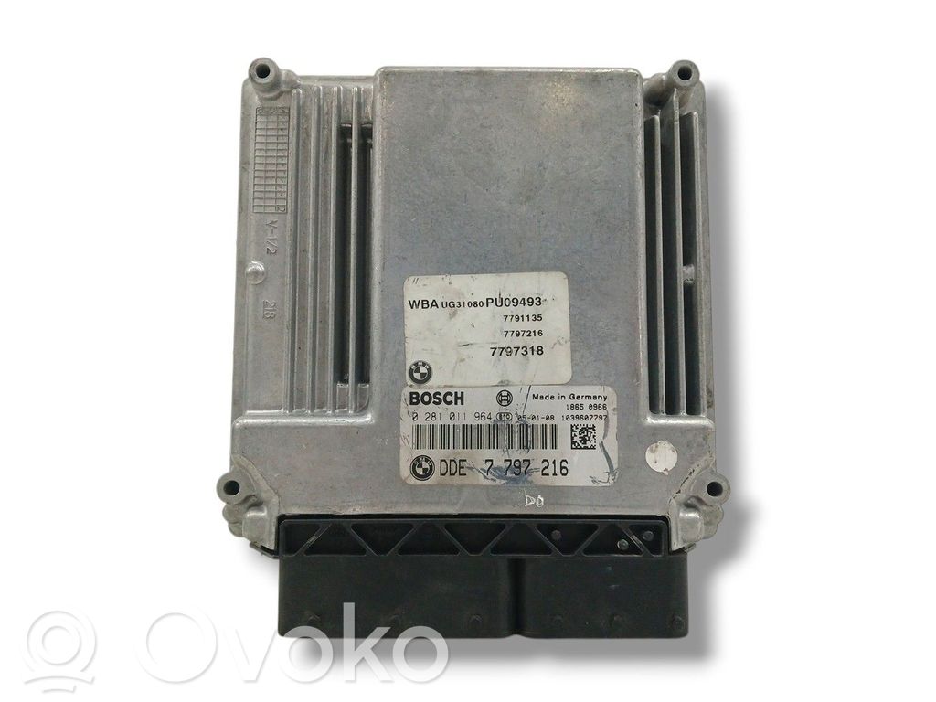 Unidad de control/módulo del motor   7797216,0281011964
