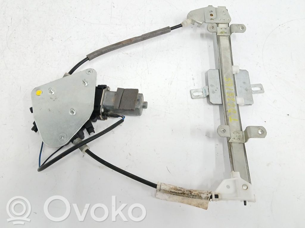 Nissan Terrano Elektryczny podnośnik szyby drzwi tylnych 