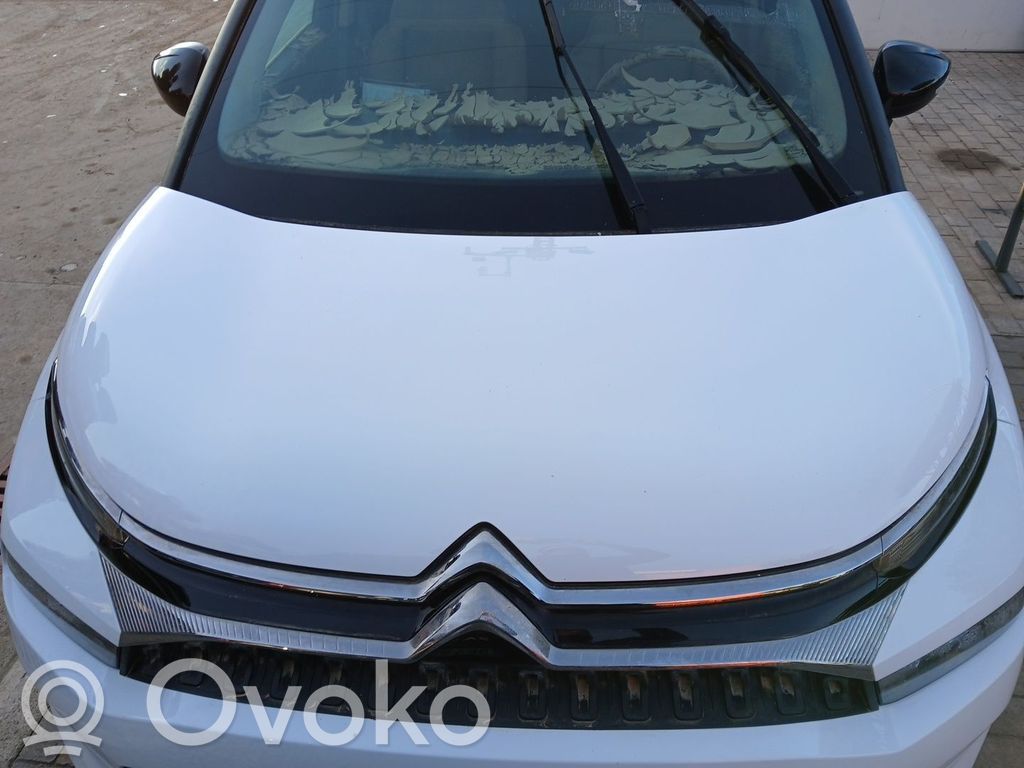 Citroen C3 Konepelti 