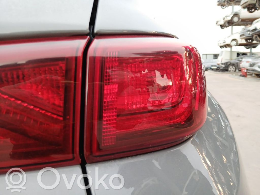 Takavalot   92402J9000