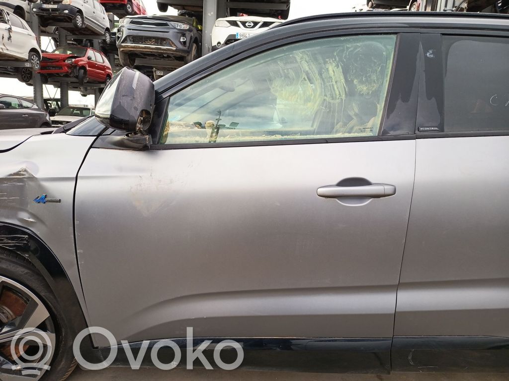 Renault Austral Puerta delantera 