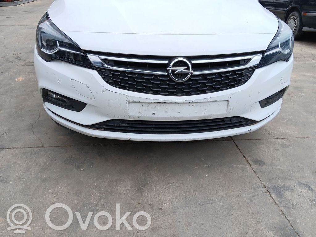 Opel Astra K Zderzak przedni 