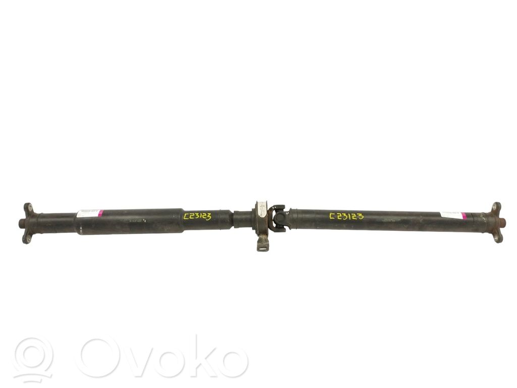 Eje de propulsión medio central   6W834K145BB,137CM