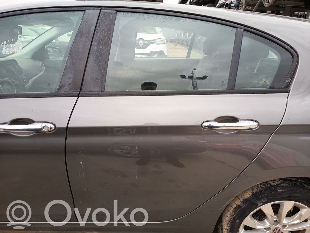 Fiat Tipo Galinės durys 