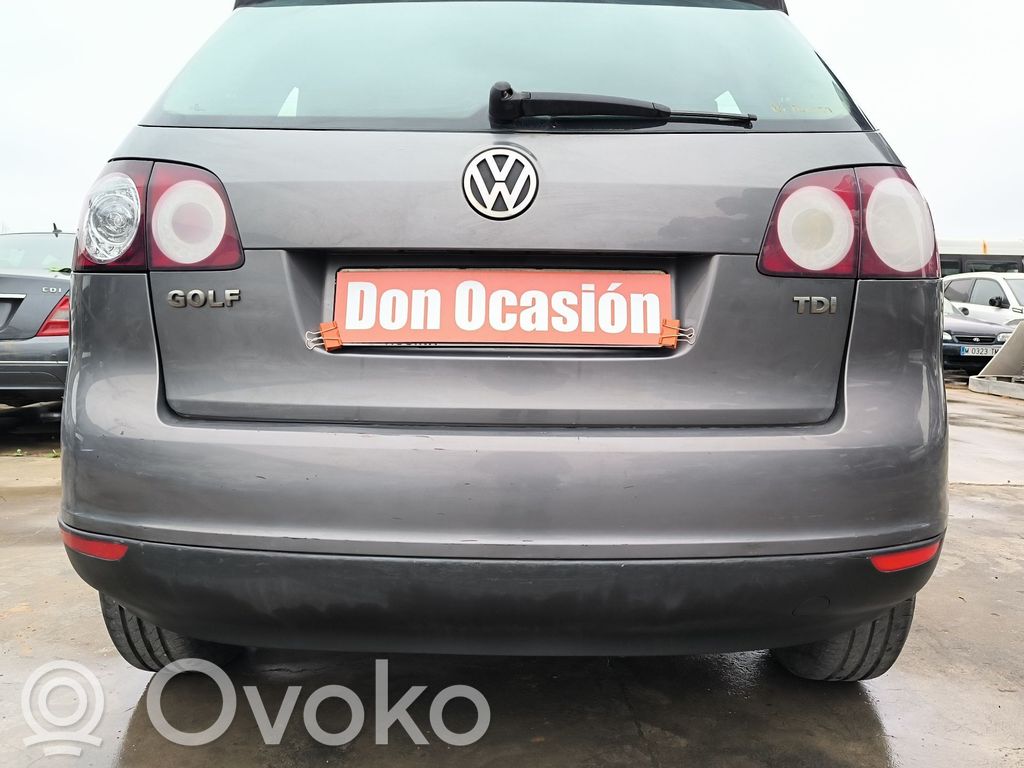 Volkswagen Golf SportWagen Bamperis 