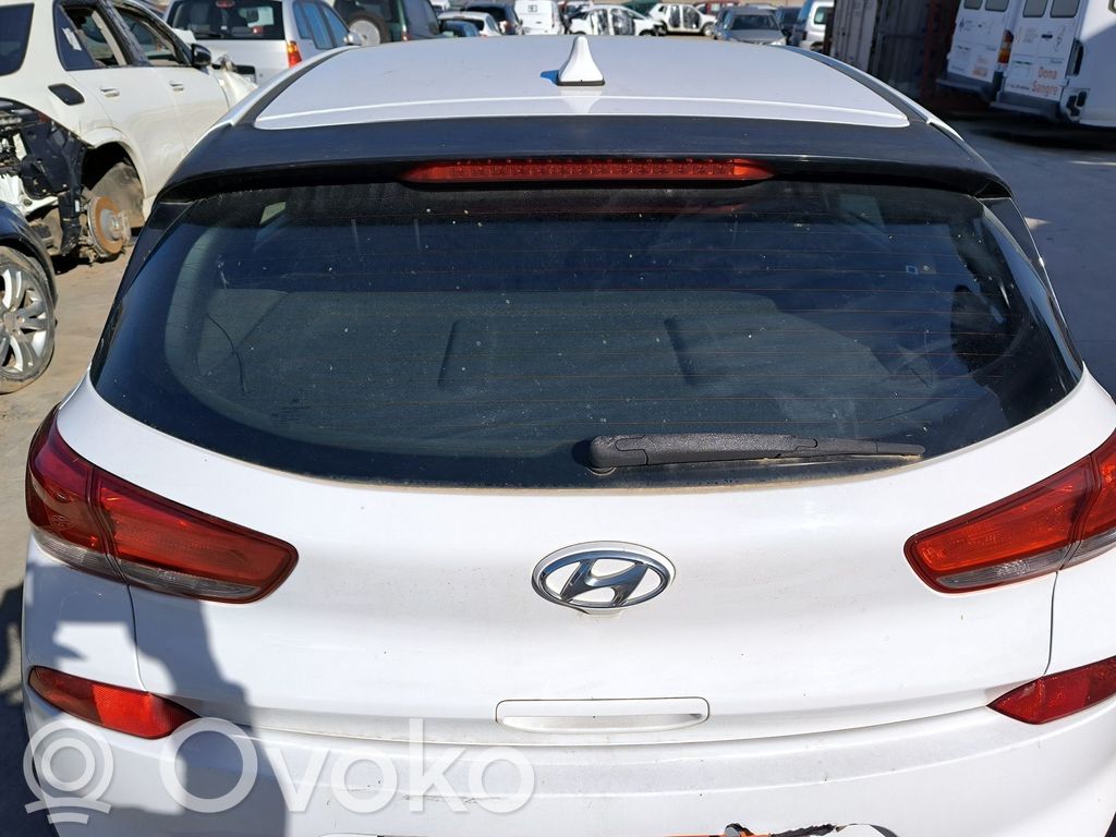 Hyundai i30 Puerta del maletero/compartimento de carga 