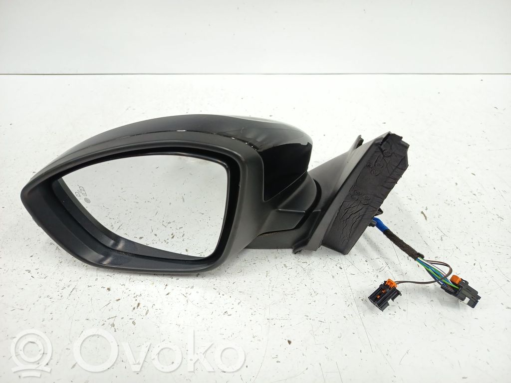 Opel Corsa F Veidrodėlis (elektra valdomas) 