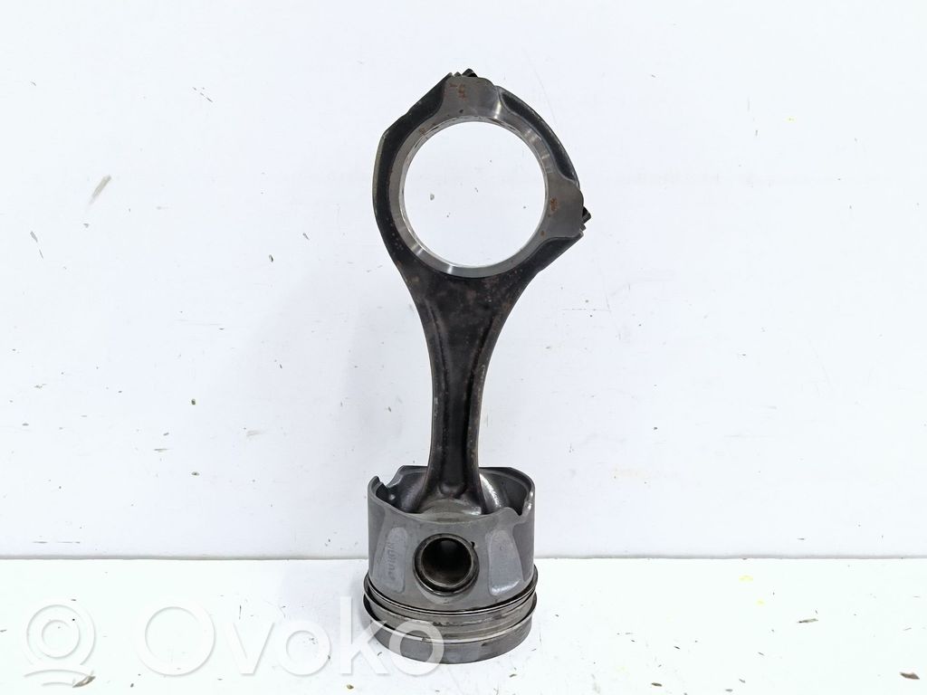 Bielle moteur
