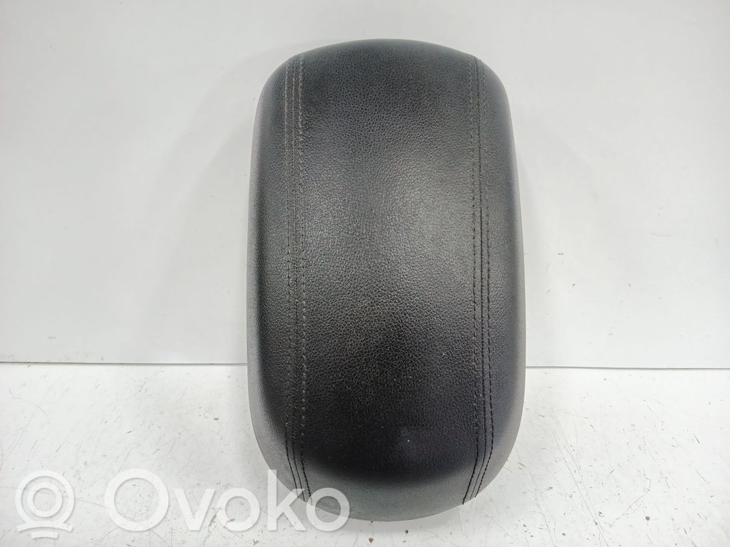 KIA Sportage Reposabrazos 