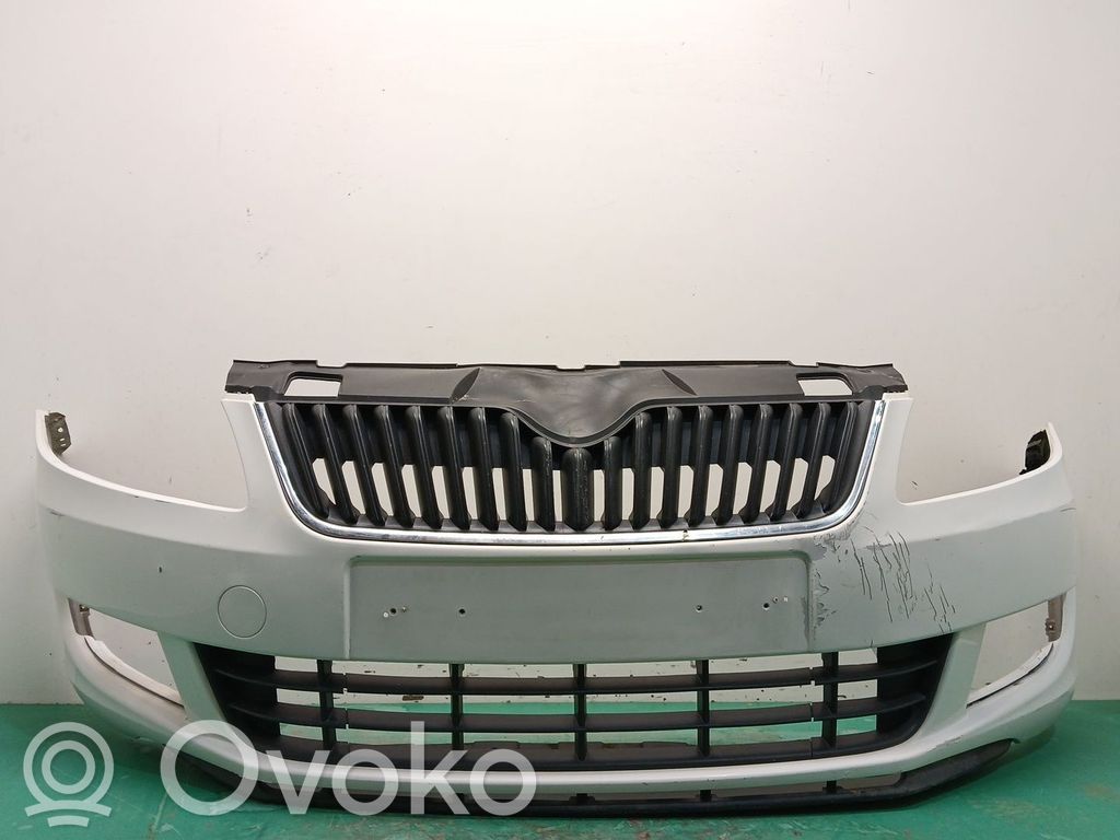 Skoda Fabia Mk2 (5J) Paraurti anteriore 