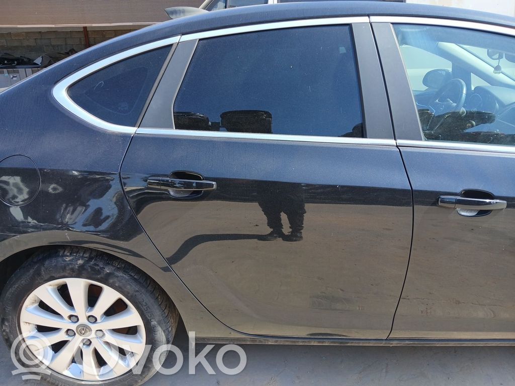 Opel Astra J Ușă spate 