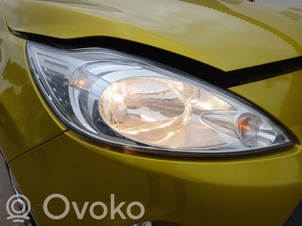 Headlight/headlamp   1566724