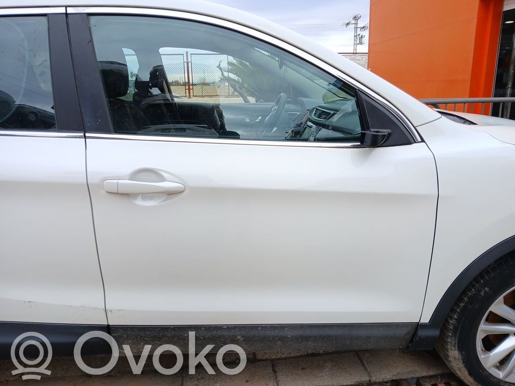 Nissan Qashqai Puerta delantera 