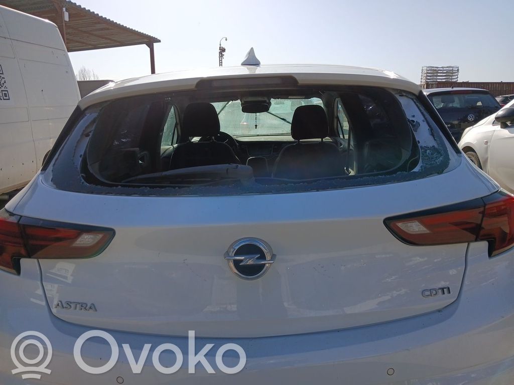 Opel Astra K Tylna klapa bagażnika 
