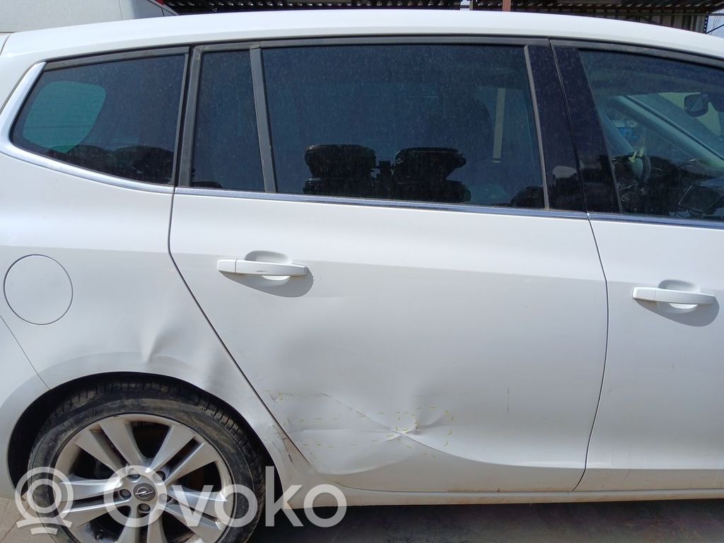 Opel Zafira C Takaovi 